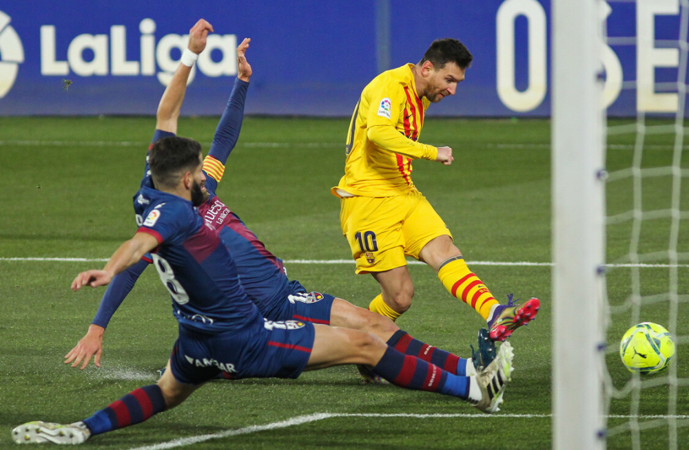 开云下载-巴特勒连续十二场比赛得分超过反败为胜，切尔西不断突破！引发球迷热议的简单介绍